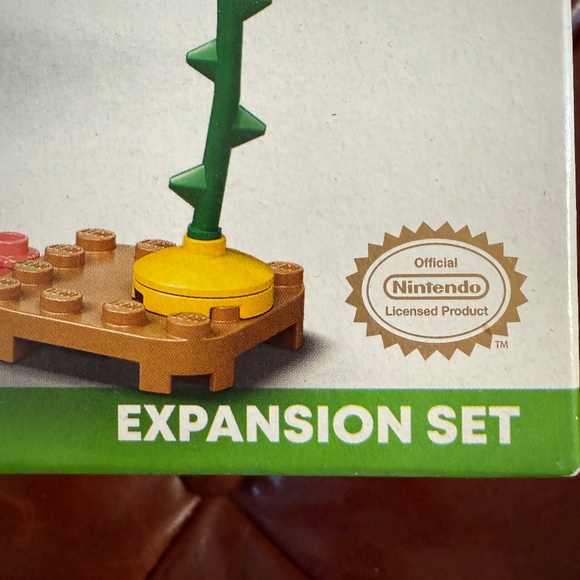 Lego - Picture 5 of 5